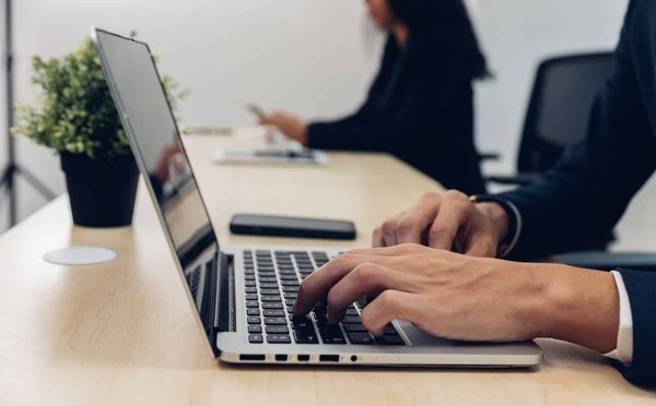 Gpt 4 : l'ia qui redéfinit l'avenir des métiers